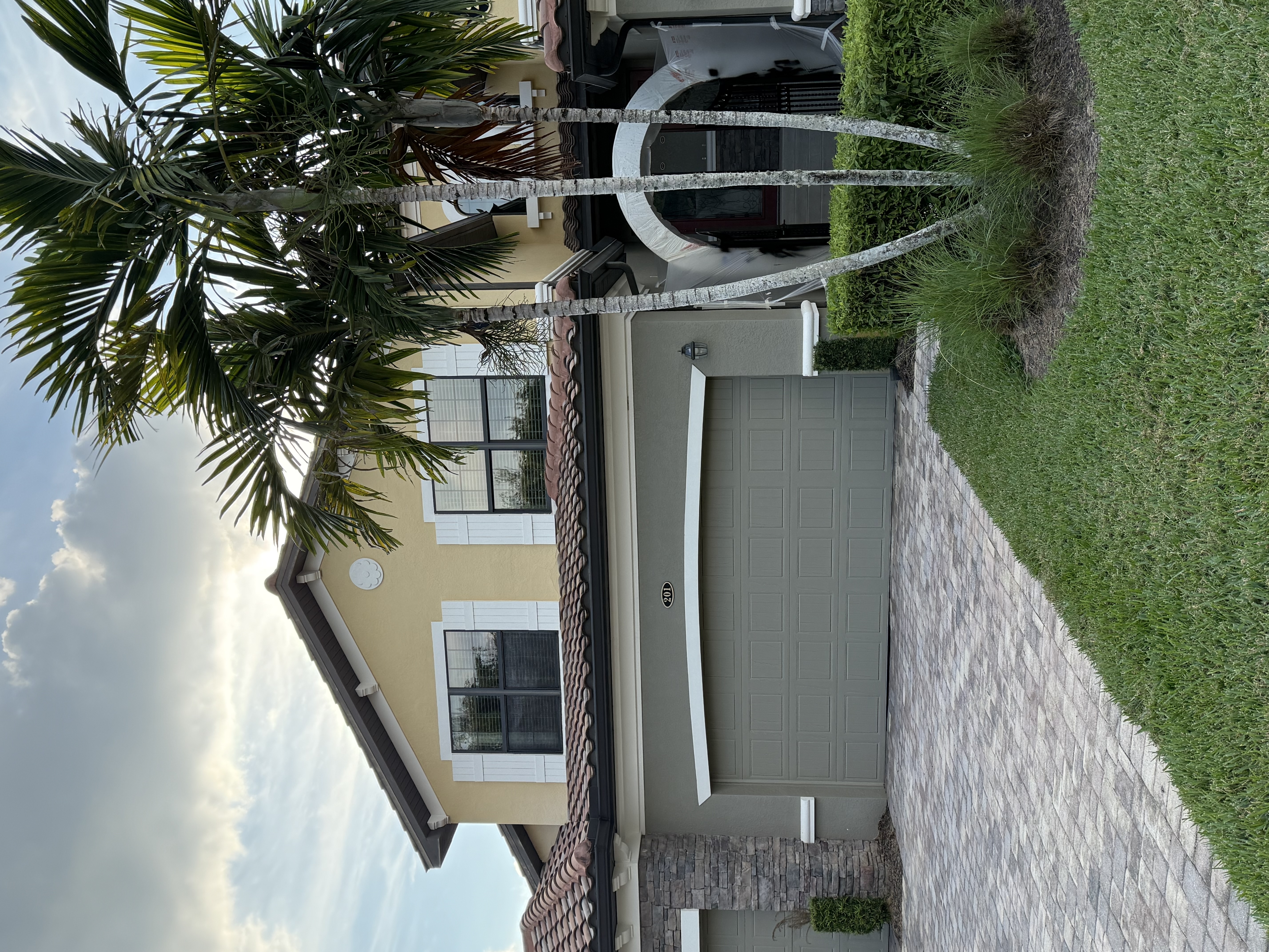 Listing# 64 Property Photo